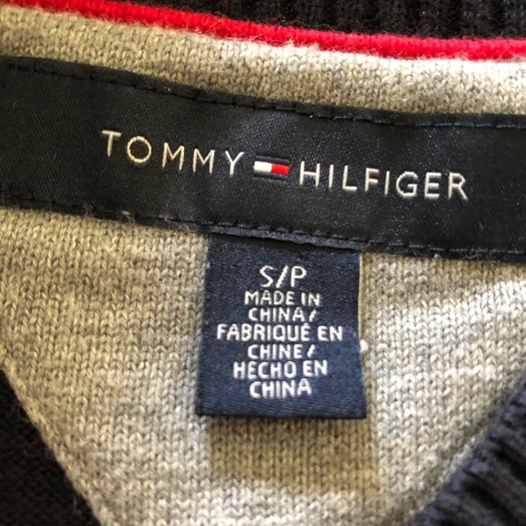 Tommy Hilfiger sweater vest - Picture 2 of 3